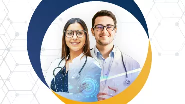 Dos médicos con batas blancas y gafas, fondo con diseño hexagonal.