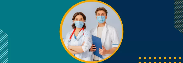 Dos médicos con mascarillas, uno con estetoscopio.