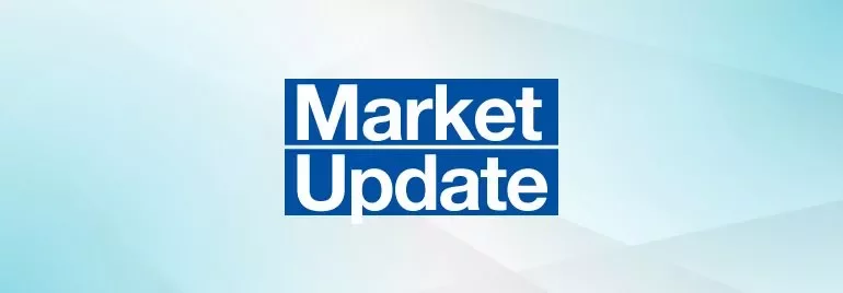 Texto que dice 'Market Update' sobre fondo azul claro.